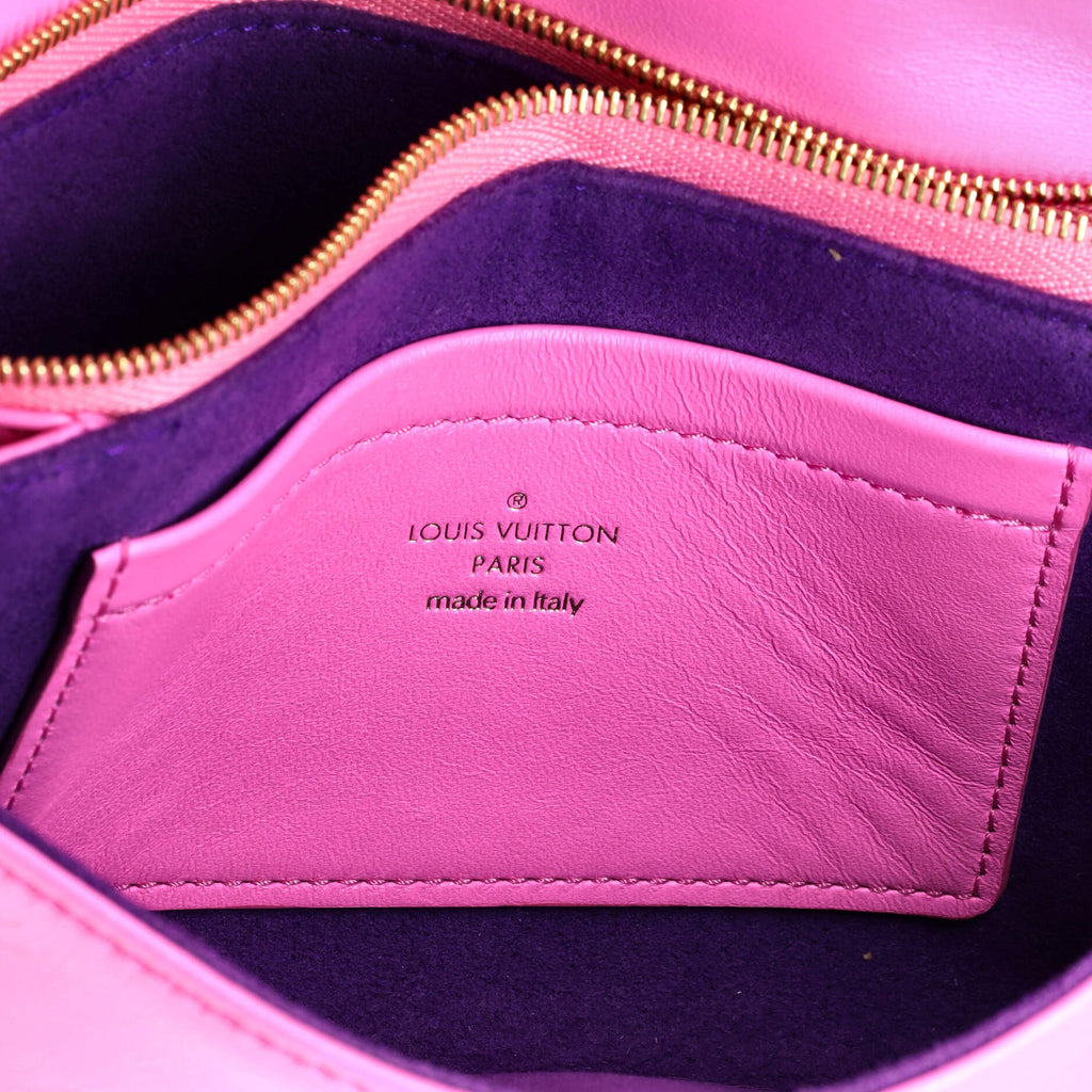 Shoulder Bag Rare Coussin Pochette Pink Monogram Embossed Lambskin