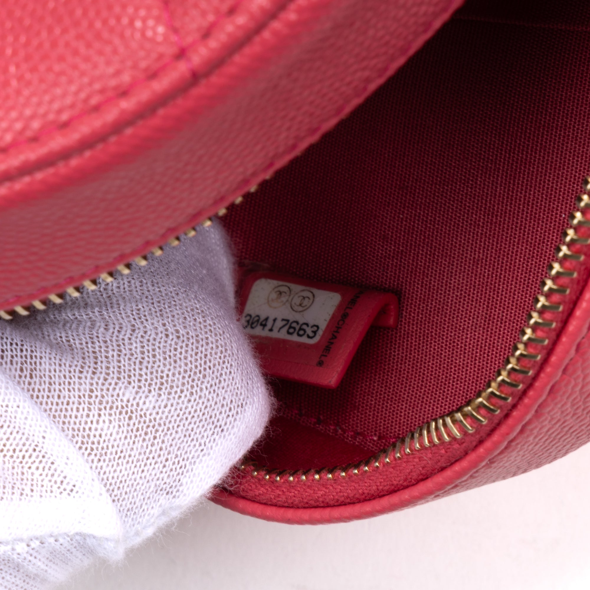 Shoulder Bag French New Wave Round Chain Clutch Mini Pink Caviar Quilted Leather