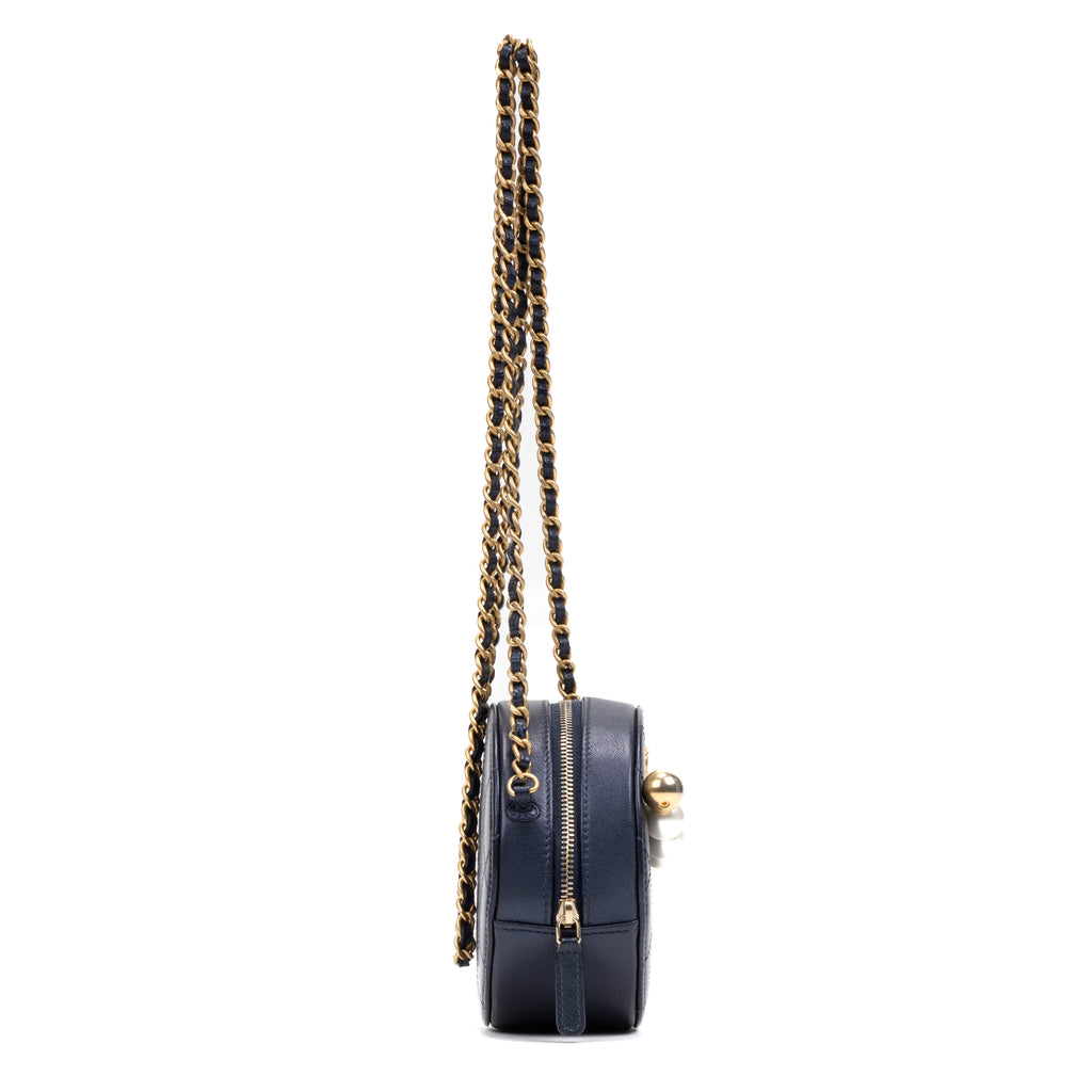 Shoulder Bag Chic Pearls Round Chain Clutch Mini Blue Lambskin Quilted Leather