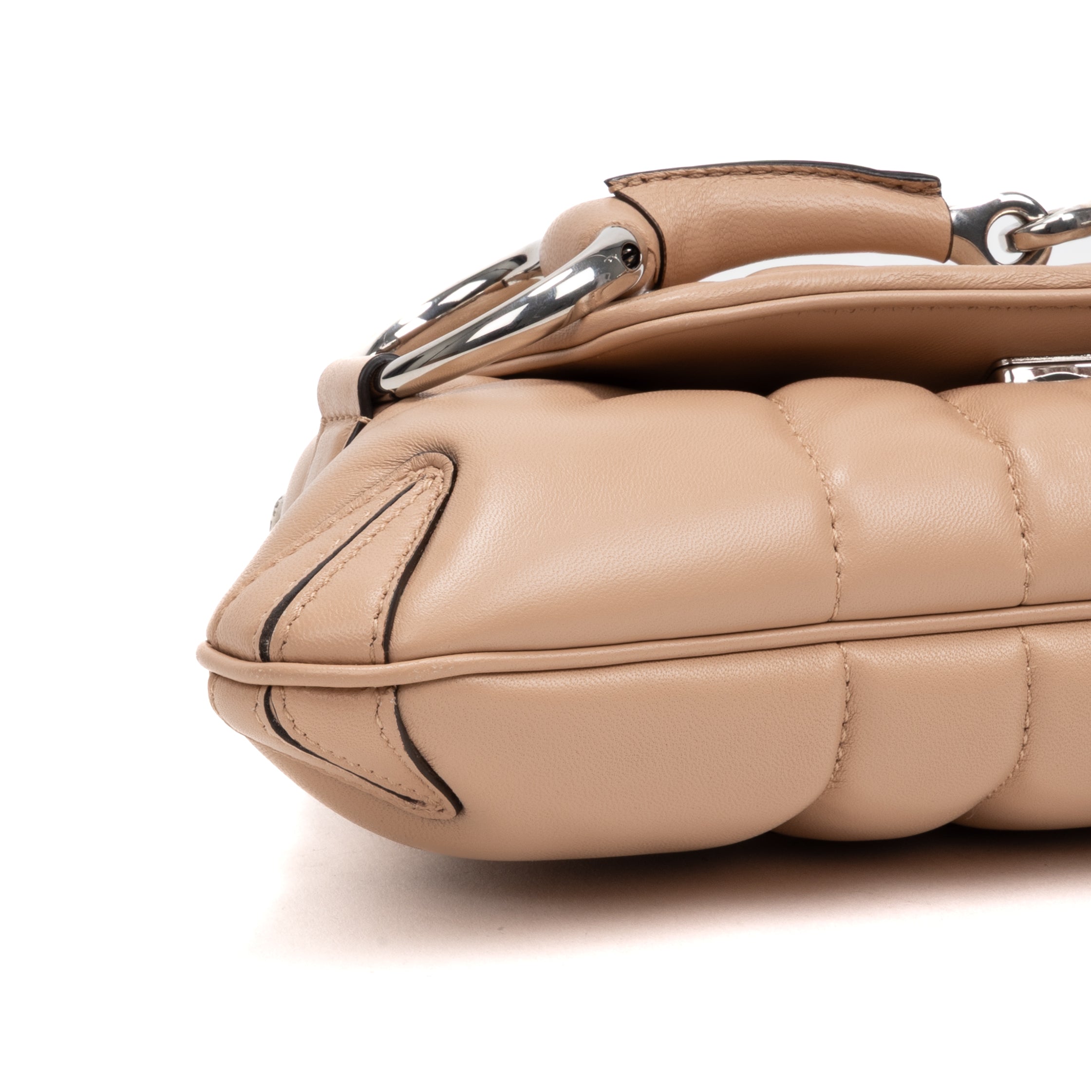 Shoulder Bag Horsebit Chain Beige Vertical Quilted Calf Leather