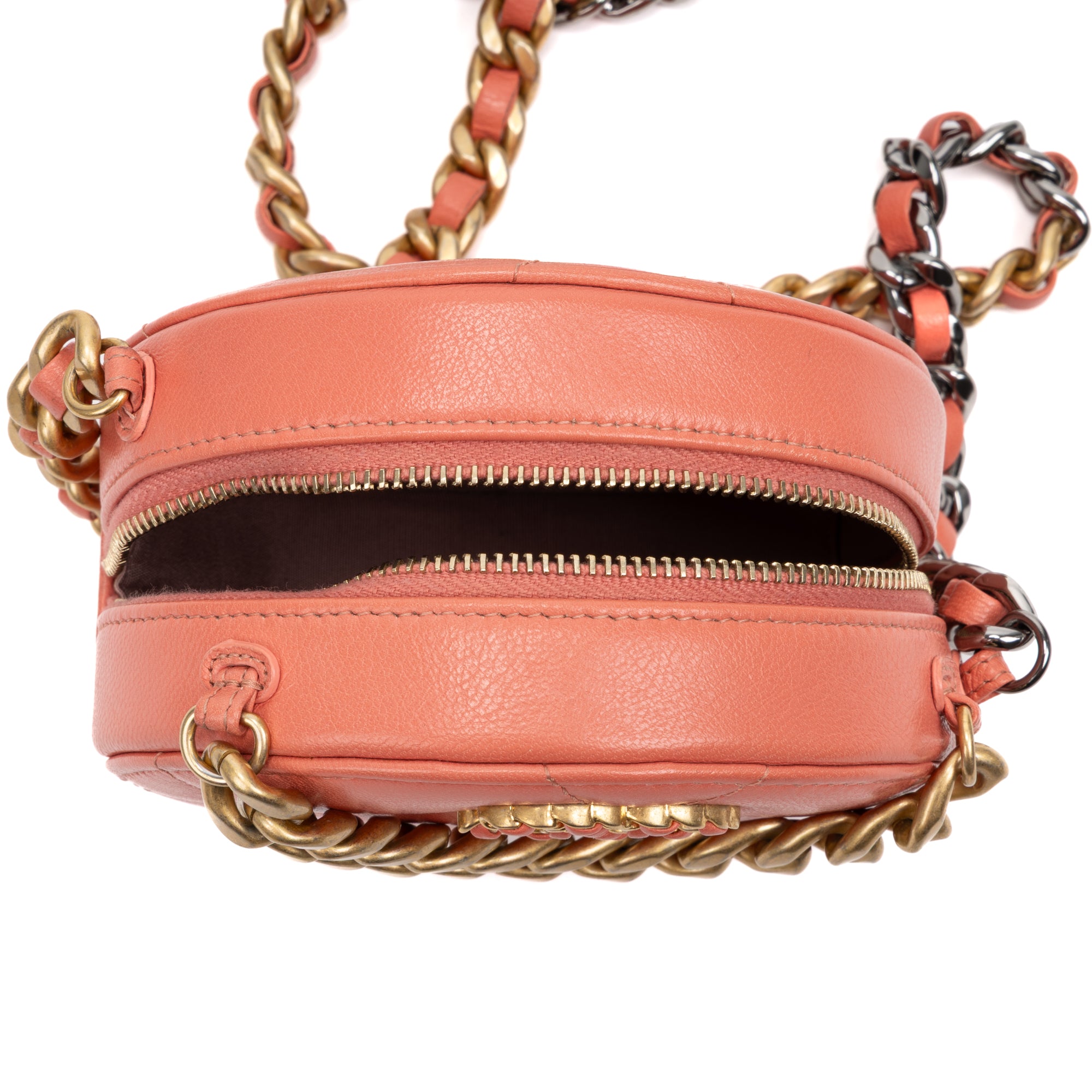 Shoulder Bag 19 Round Chain Clutch Crossbody Mini Pink Peach Lambskin Quilted Leather