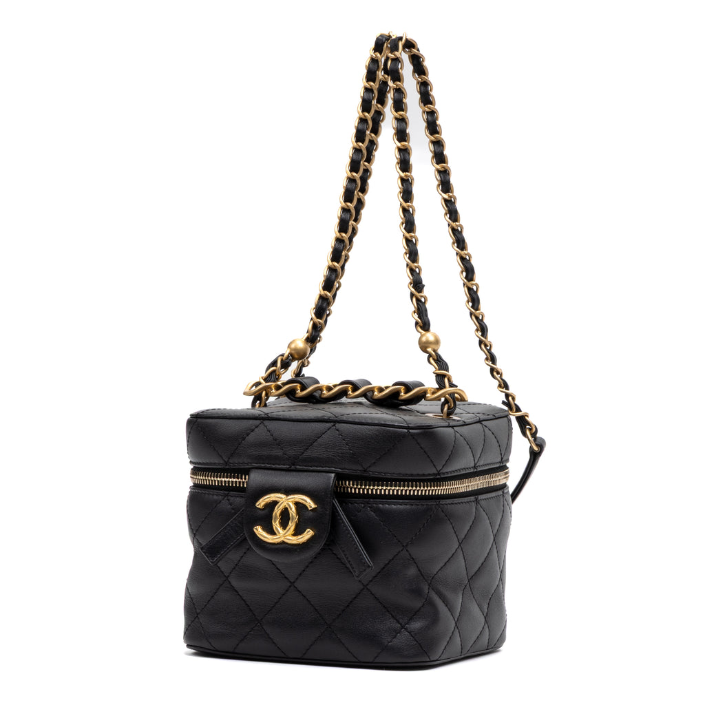 Shoulder Bag Chain Bar Vanity Case Small Black Quilted Lambskin
