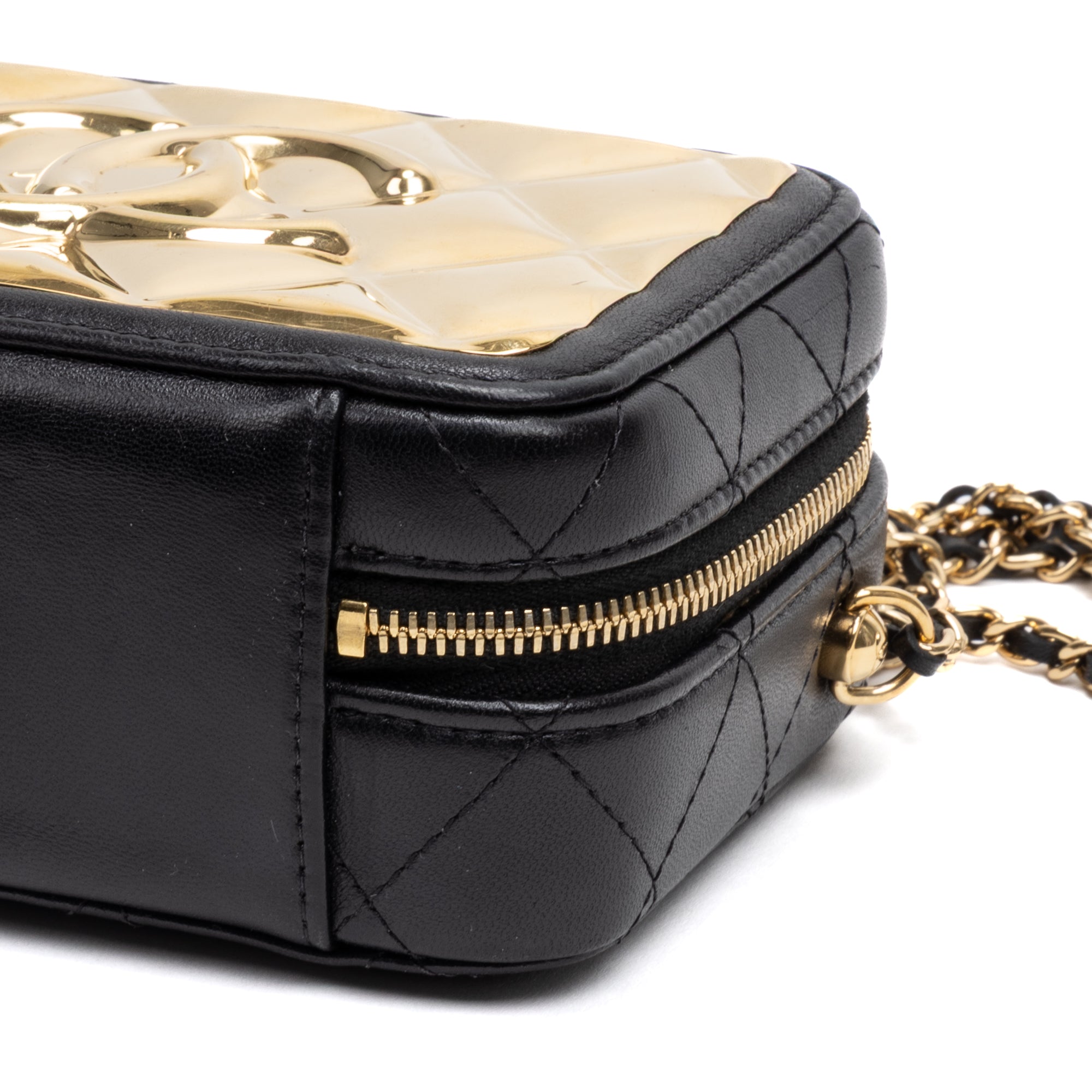 Shoulder Bag Vanity Case Small Gold Quilted Lambskin with Metal