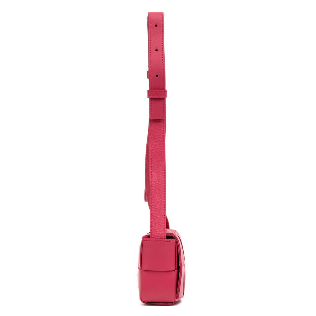Shoulder Bag Cassette Crossbody Mini Pink Maxi Intrecciato Leather