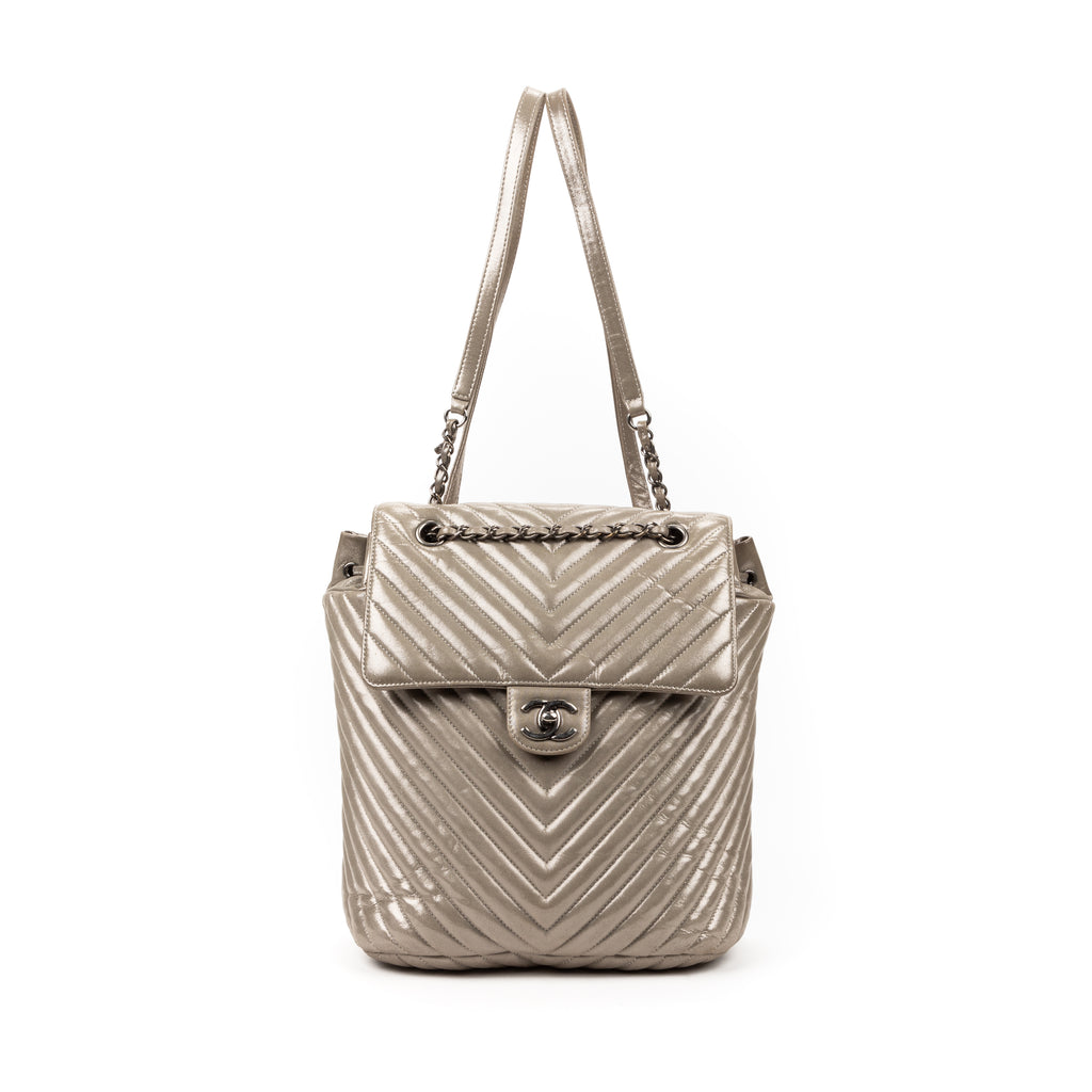 Backpack Urban Spirit Backpack Metallic Silver Iridescent Chevron Quilted Leather