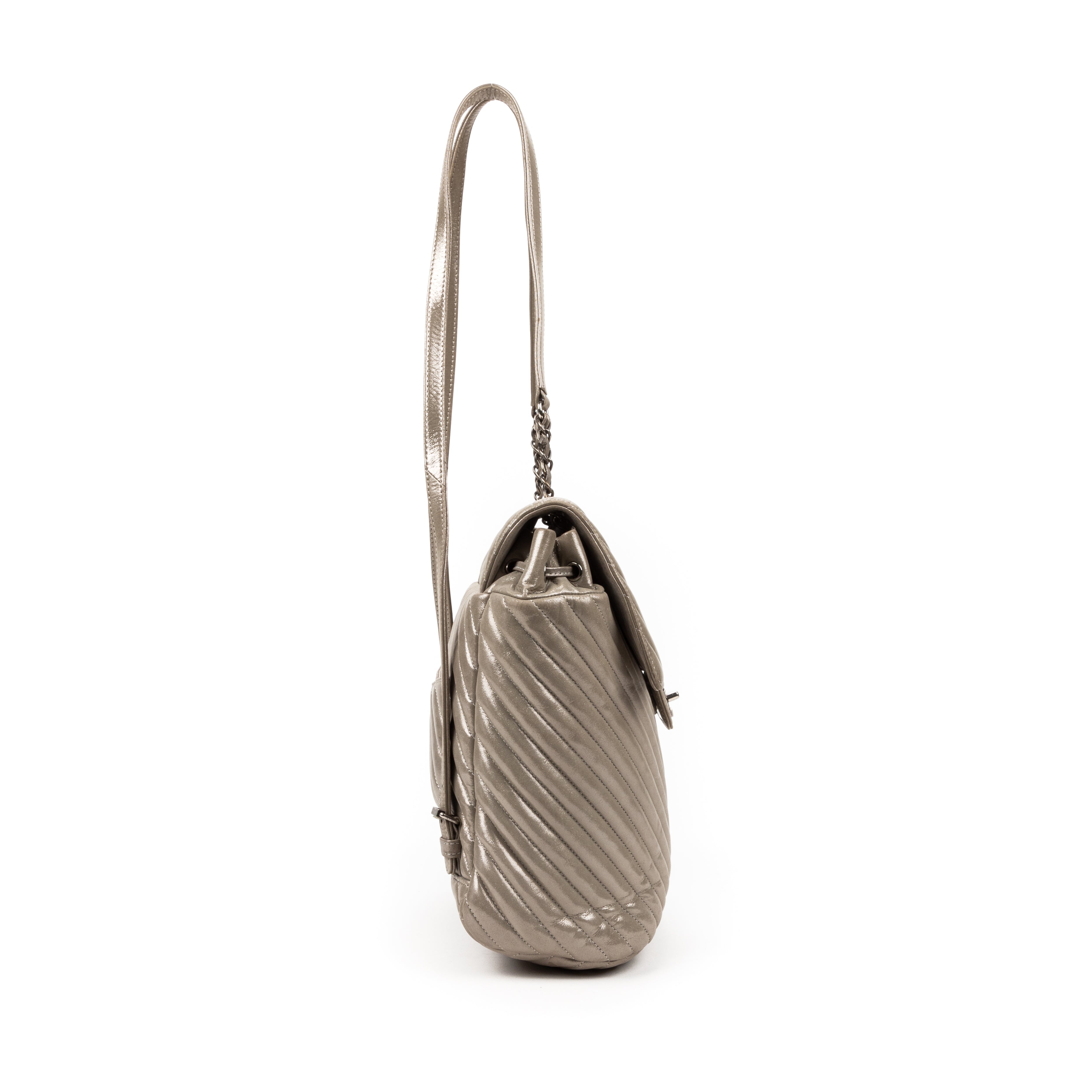 Backpack Urban Spirit Backpack Metallic Silver Iridescent Chevron Quilted Leather