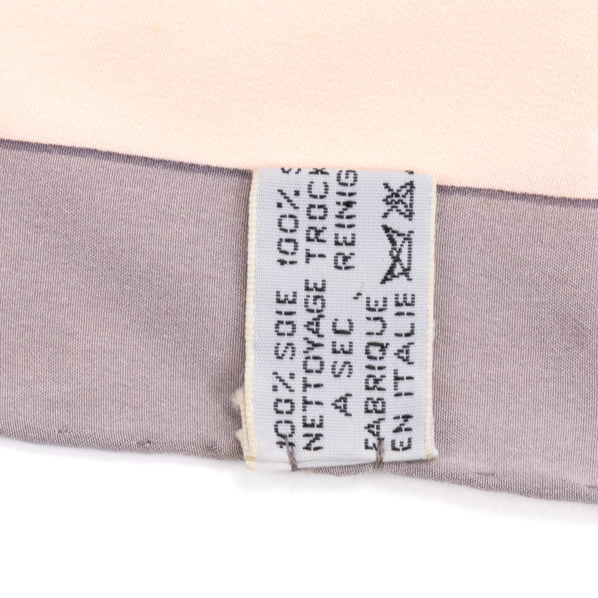 Scarf Must de Cartier Scarf Light Pink 100% Silk