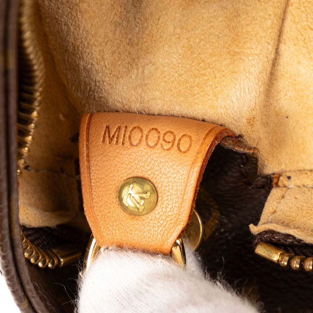Shoulder Bag Looping Brown Monogram canvas