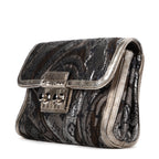 Pochette Thalie noire matelassée en toile brodée édition limitée