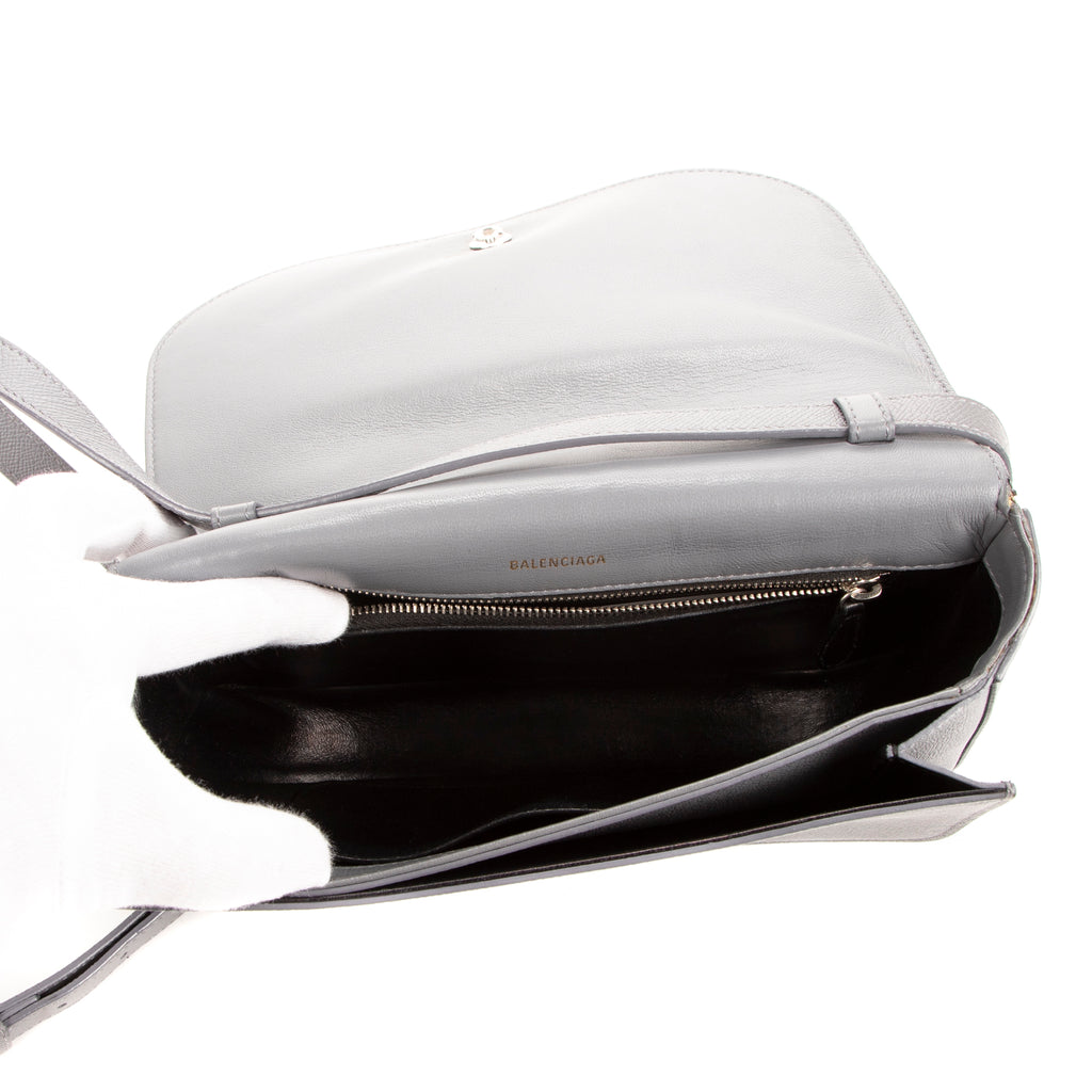 Sac Bandoulière Ville Day Flap Crossbody Cuir de Veau Gris