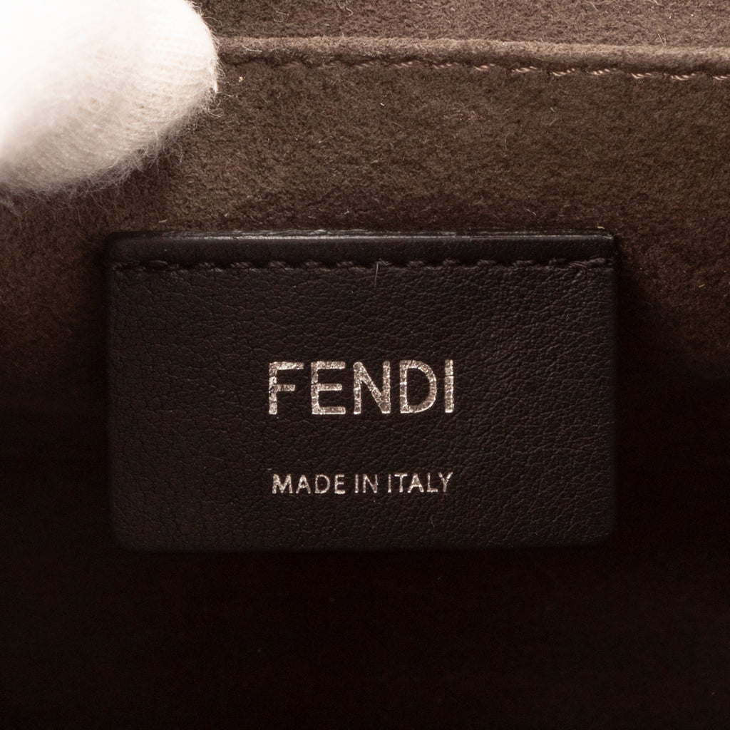 Sac Bandoulière Kan I en Cuir de Veau Beige