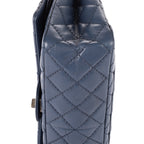 Bolso de hombro 2.55 Double Flap Jumbo de piel de becerro color cobalto