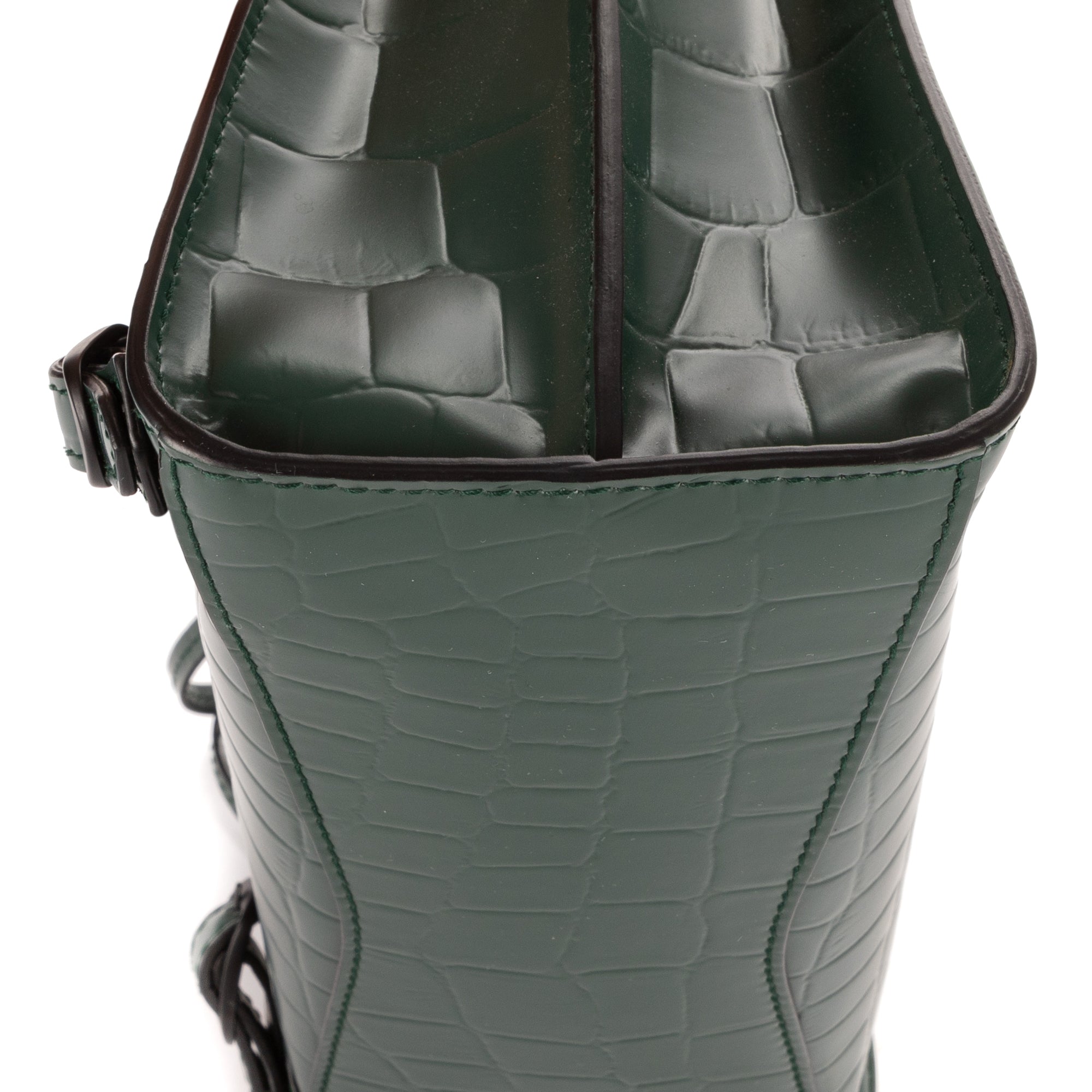 Bolso Neo Classic City de piel de becerro verde con relieve de cocodrilo