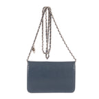 Bolso de hombro Timeless Wallet on Chain de cuero acolchado caviar color azul marino