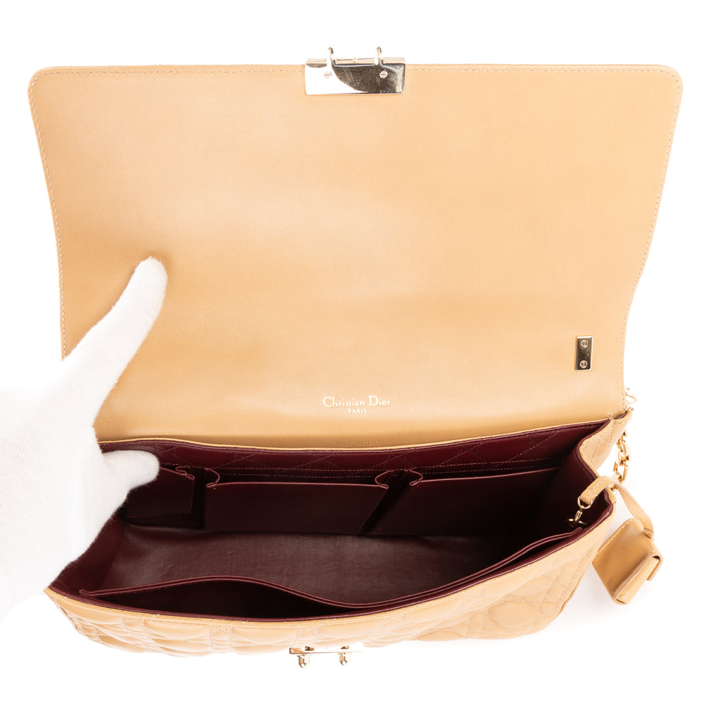 Sac porté épaule Miss Dior Grand modèle Cuir de veau Cannage beige