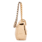 Sac bandoulière 19 à rabat en cuir de veau matelassé beige
