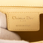 Bolso de hombro Caro Crossbody pequeño de cuero Cannage vainilla