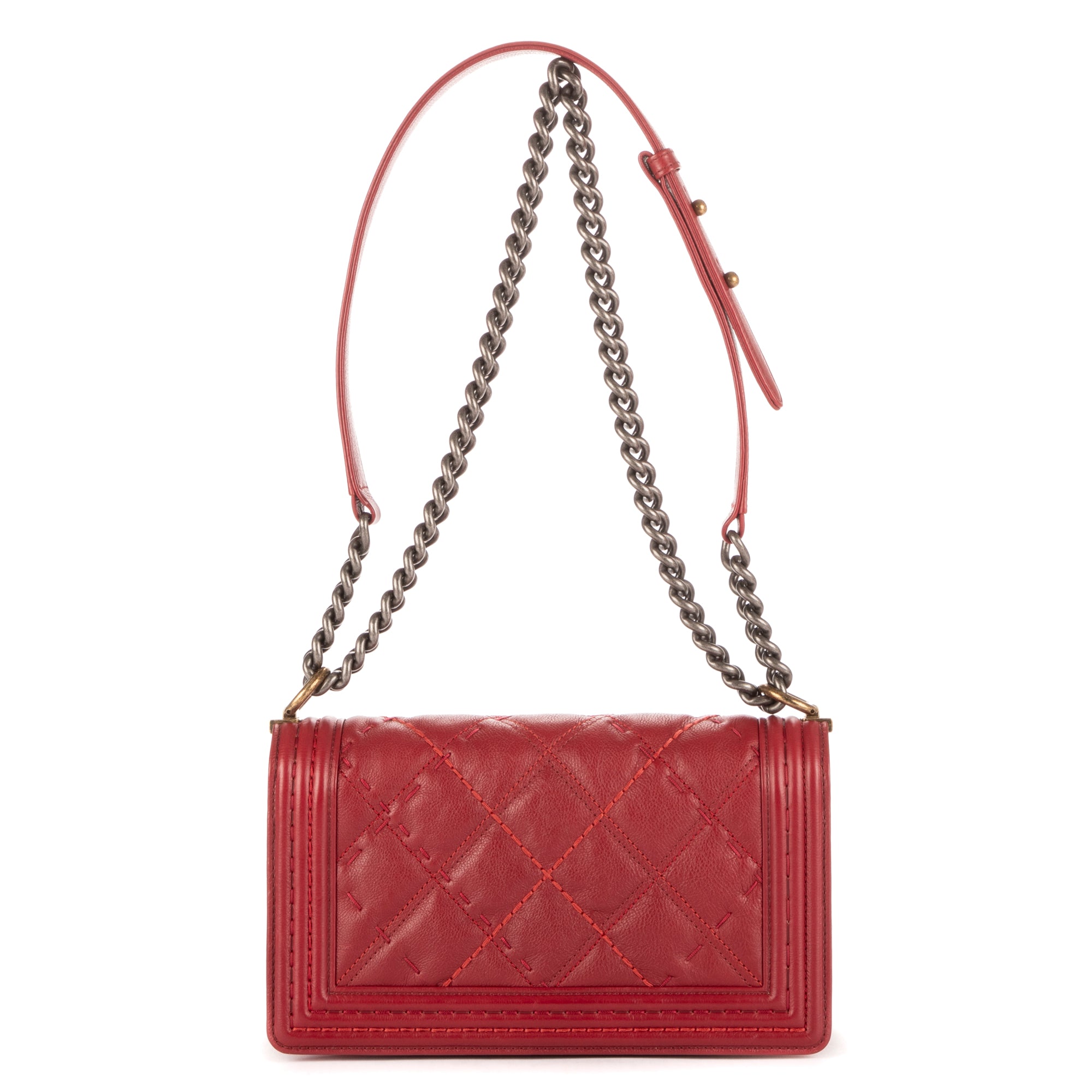 Bolso de Hombro Boy Mediano Rojo Piel de Cordero Acolchada con Costuras vistas