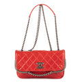 Bolso de hombro con cadena solapa única de piel de becerro roja brillante