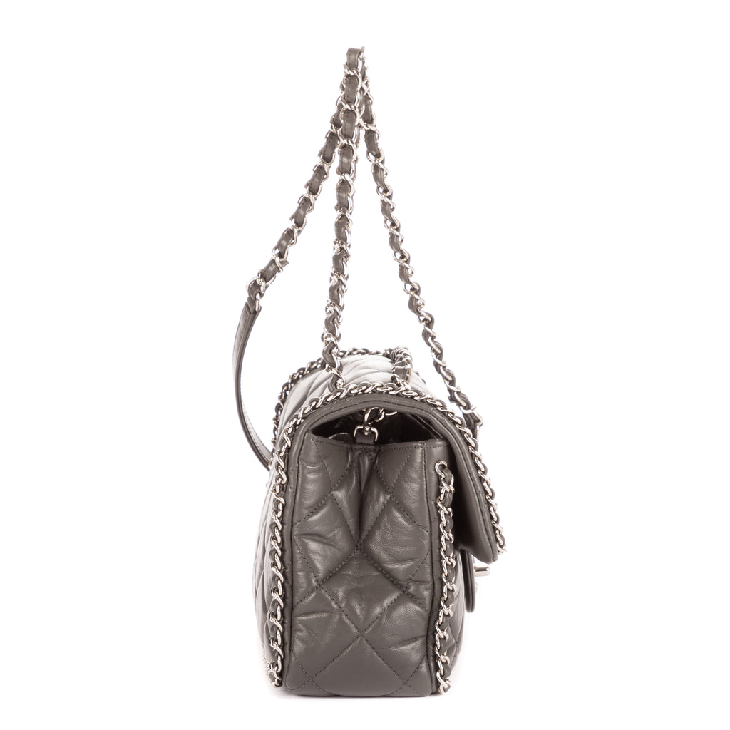 Sac bandoulière Chain-Around petit simple rabat cuir d'agneau matelassé gris