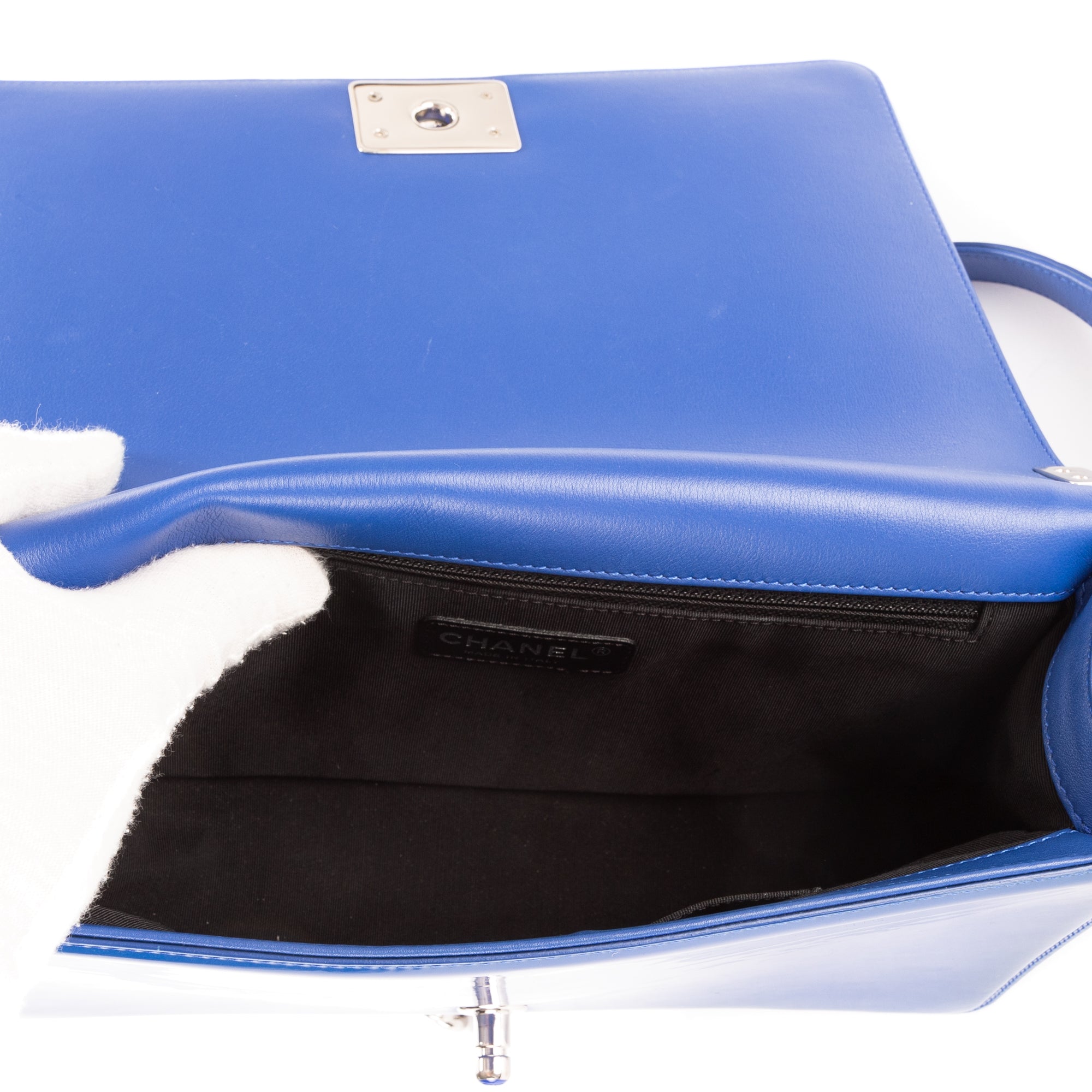 Shoulder Bag Boy Large blue Patent Quilted Leather