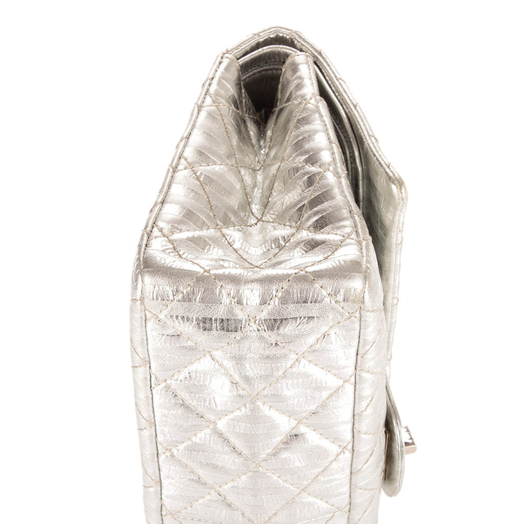 Sac à bandoulière 2.55 Rayures Taille moyenne 226 Double rabat Cuir de veau vieilli Argent métallisé
