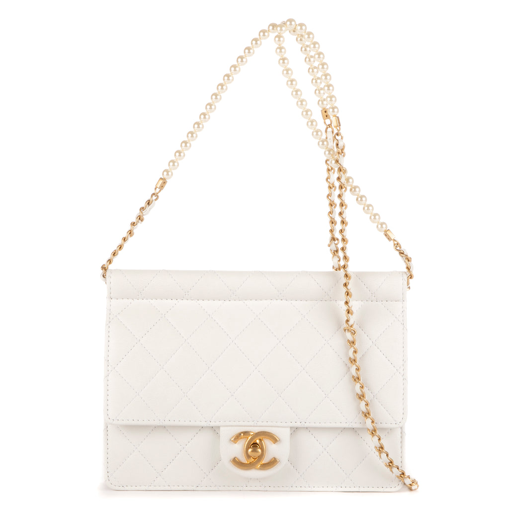 Shoulder Bag Vintage Pearl Wallet on Chain White Calfskin Quilted Leather