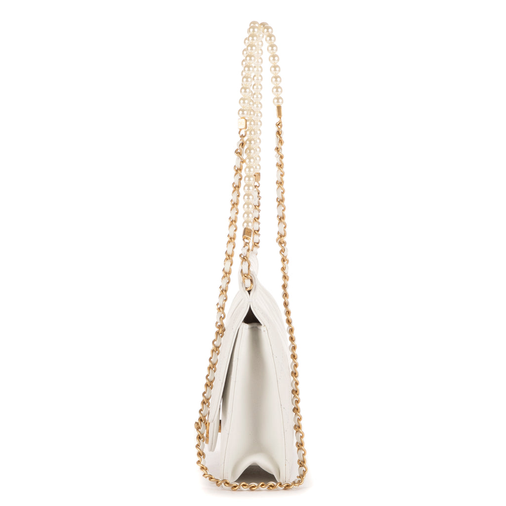 Shoulder Bag Vintage Pearl Wallet on Chain White Calfskin Quilted Leather