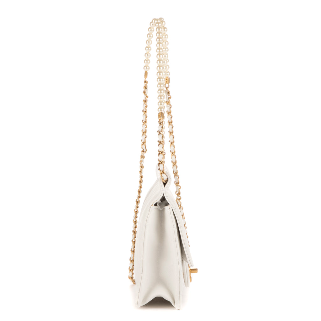 Shoulder Bag Vintage Pearl Wallet on Chain White Calfskin Quilted Leather