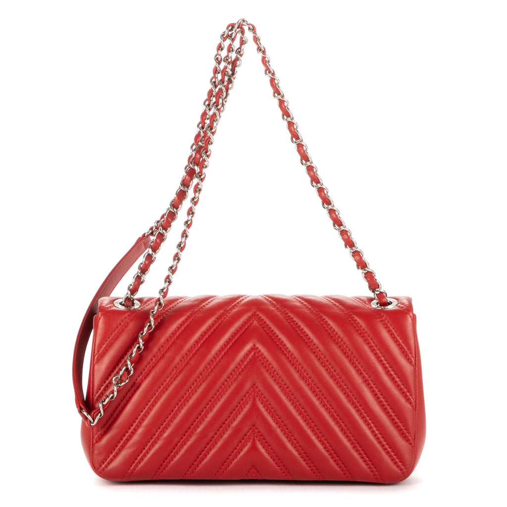 Sac à bandoulière double surpiqûre simple rabat rouge chevron double surpiqûre cuir matelassé