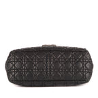 Sac à bandoulière New Look Sac à main cuir cannage noir