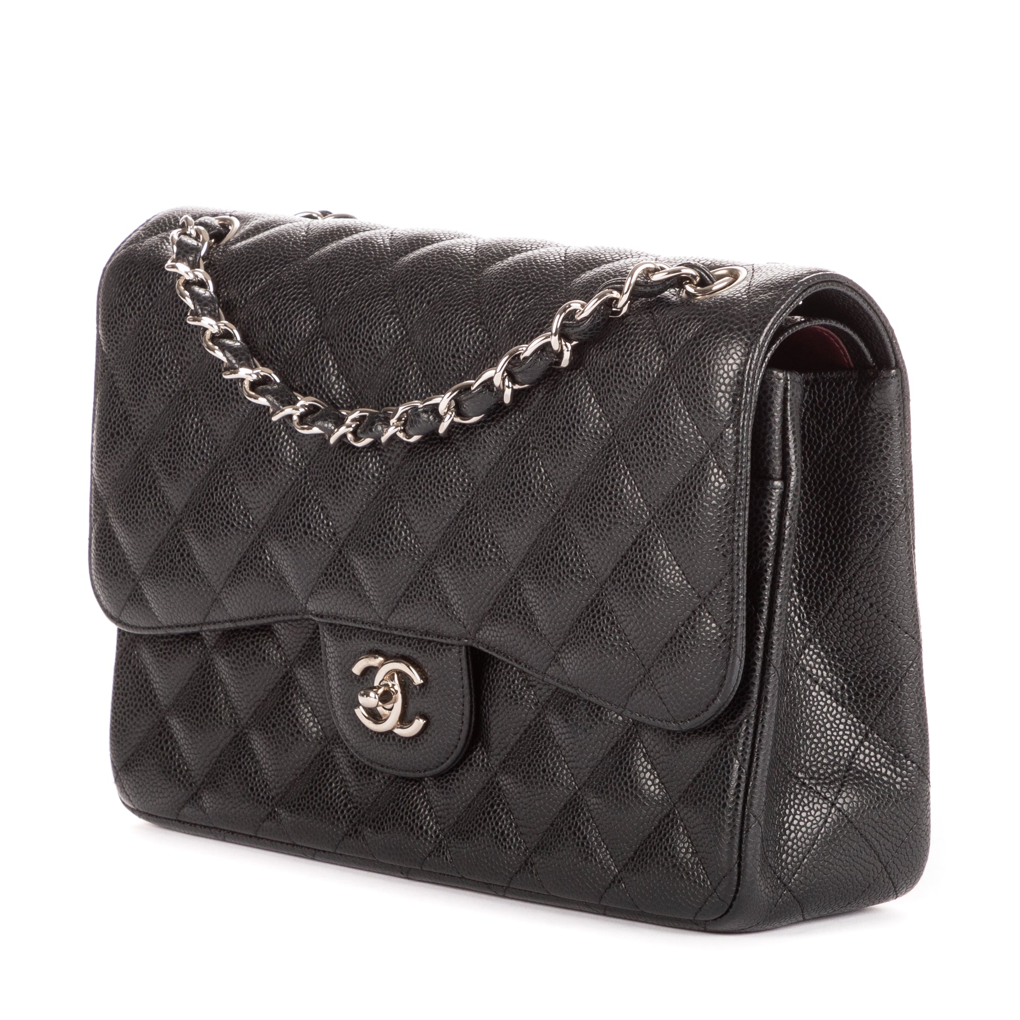 Bolso de hombro clásico con doble solapa, Jumbo, de piel acolchada de caviar negra