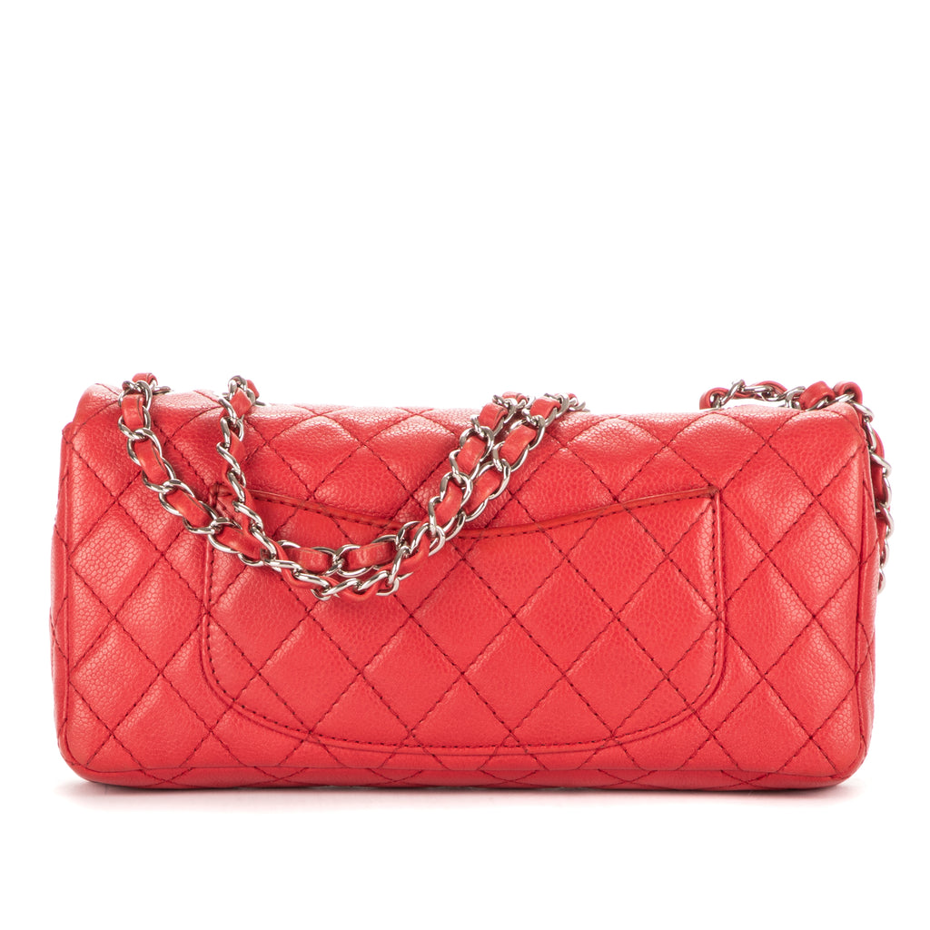 Bolso de Hombro East-West Solapa Única Piel Acolchada Caviar Roja