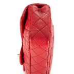 Bolso de Hombro East-West Solapa Única Piel Acolchada Caviar Roja