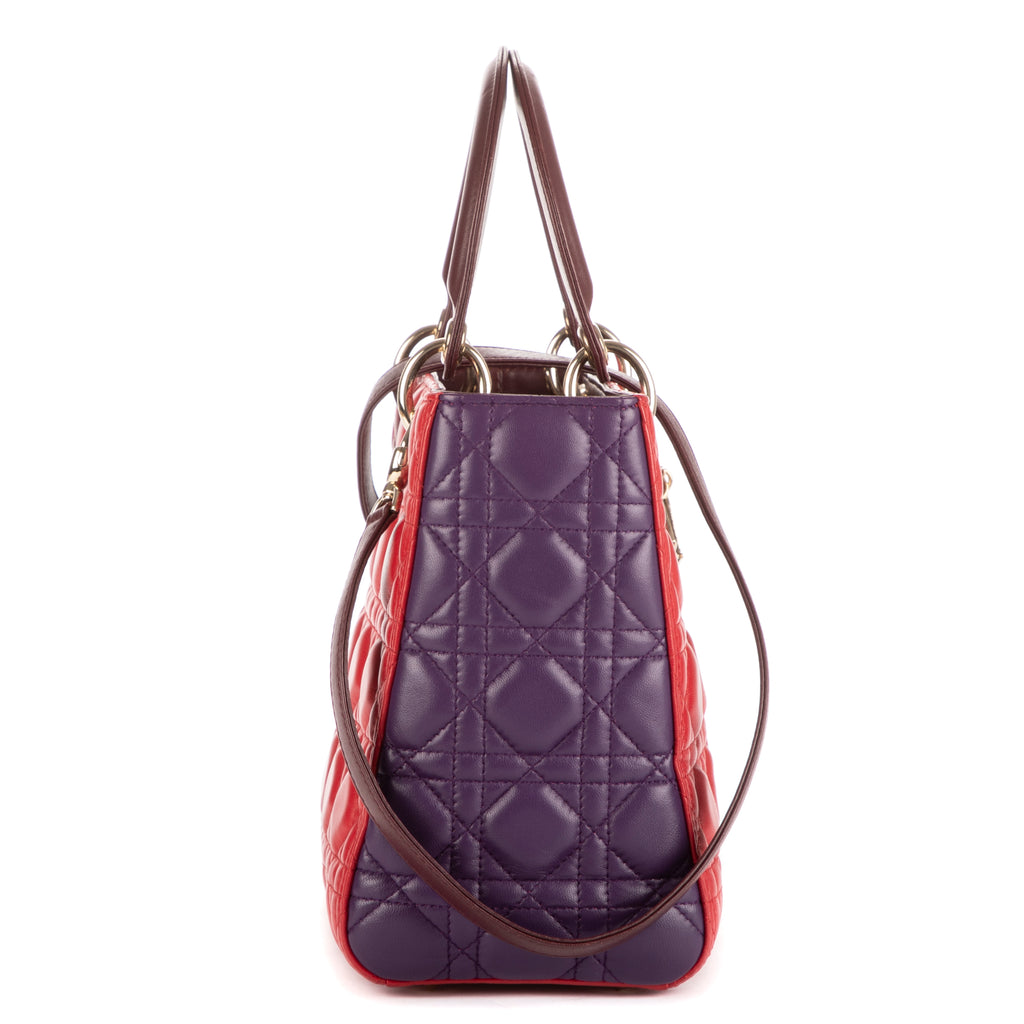 Bolso de mano mediano Lady Dior con cremallera PM, piel de becerro roja con motivo Cannage