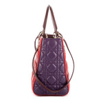 Bolso de mano mediano Lady Dior con cremallera PM, piel de becerro roja con motivo Cannage