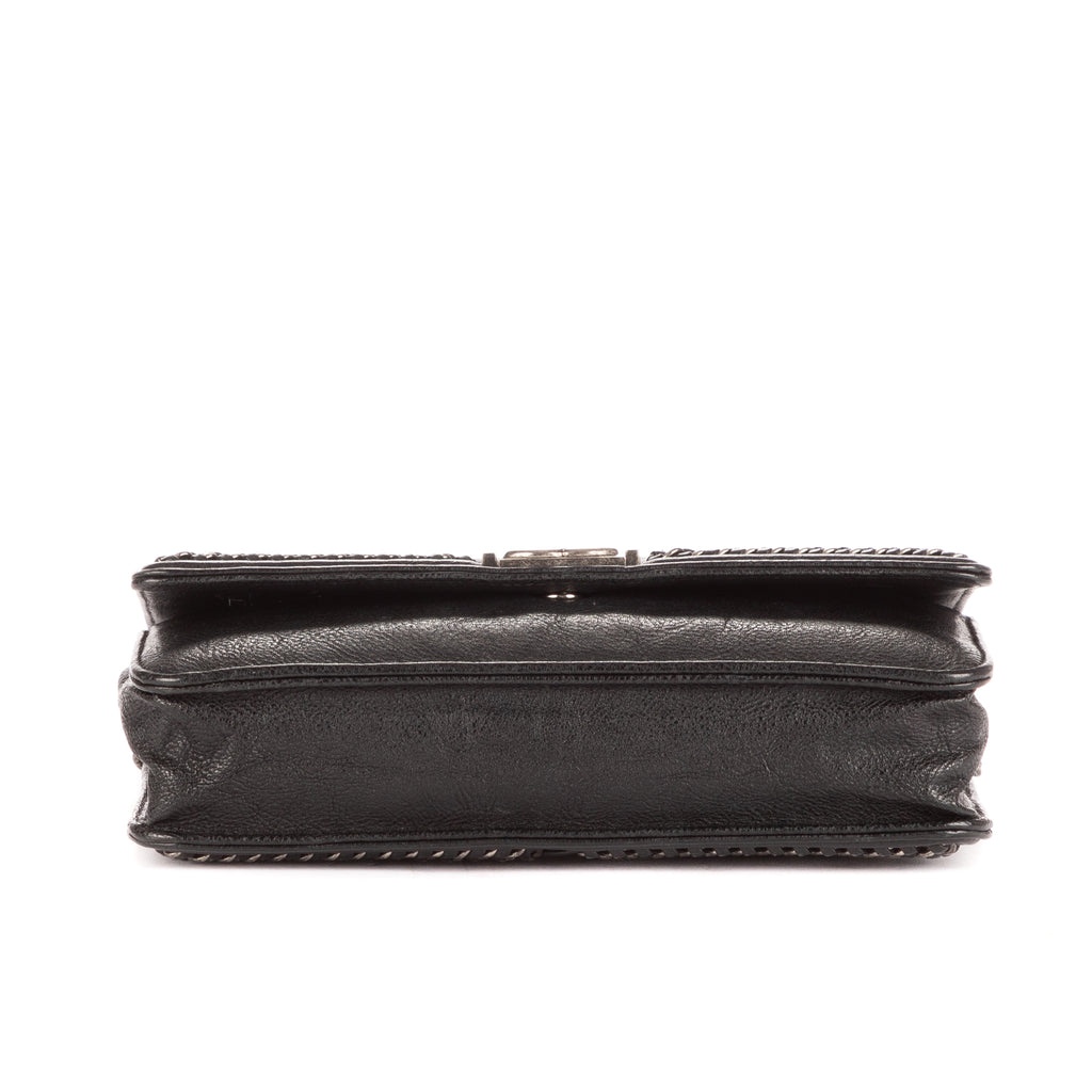Bolso de hombro Cadena alrededor Monedero Boy con cadena Piel de becerro acolchada negra