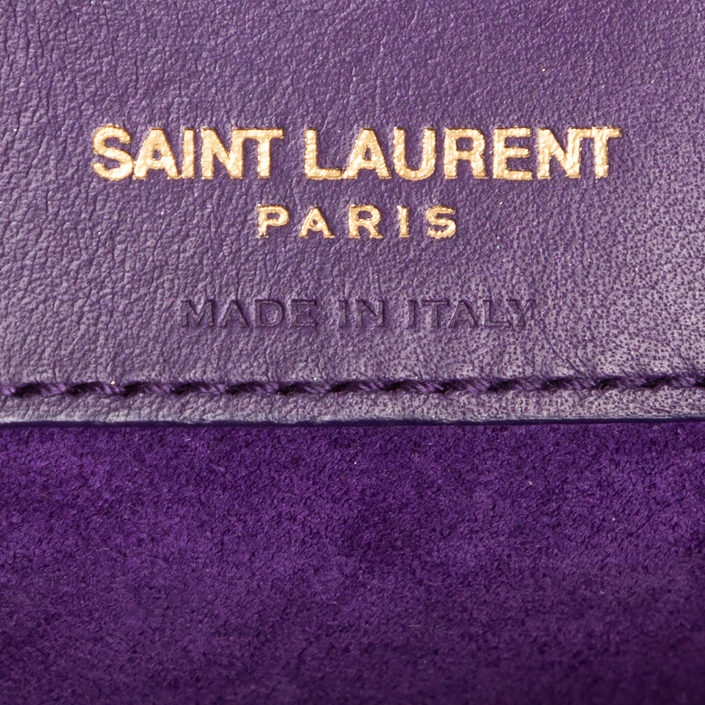 Pochette Classic Y Line en cuir de veau violet