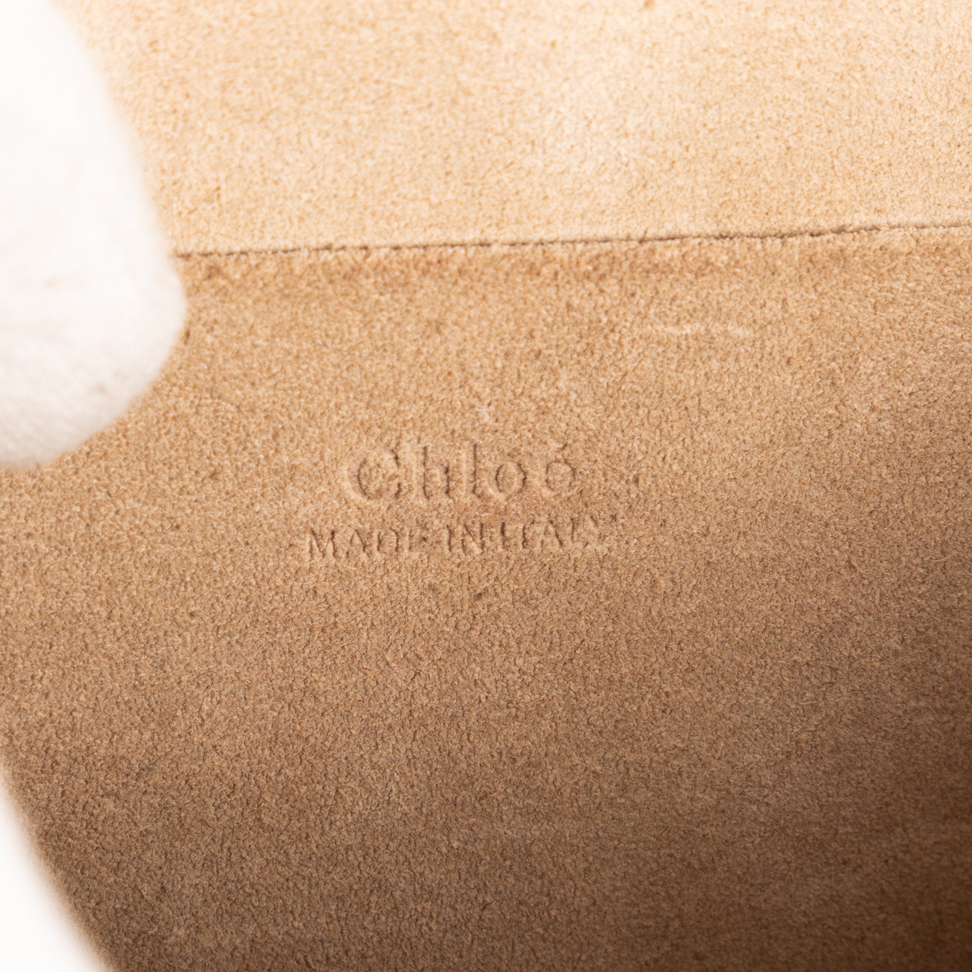 Bolso de hombro Nile Top Handle Piel de becerro beige