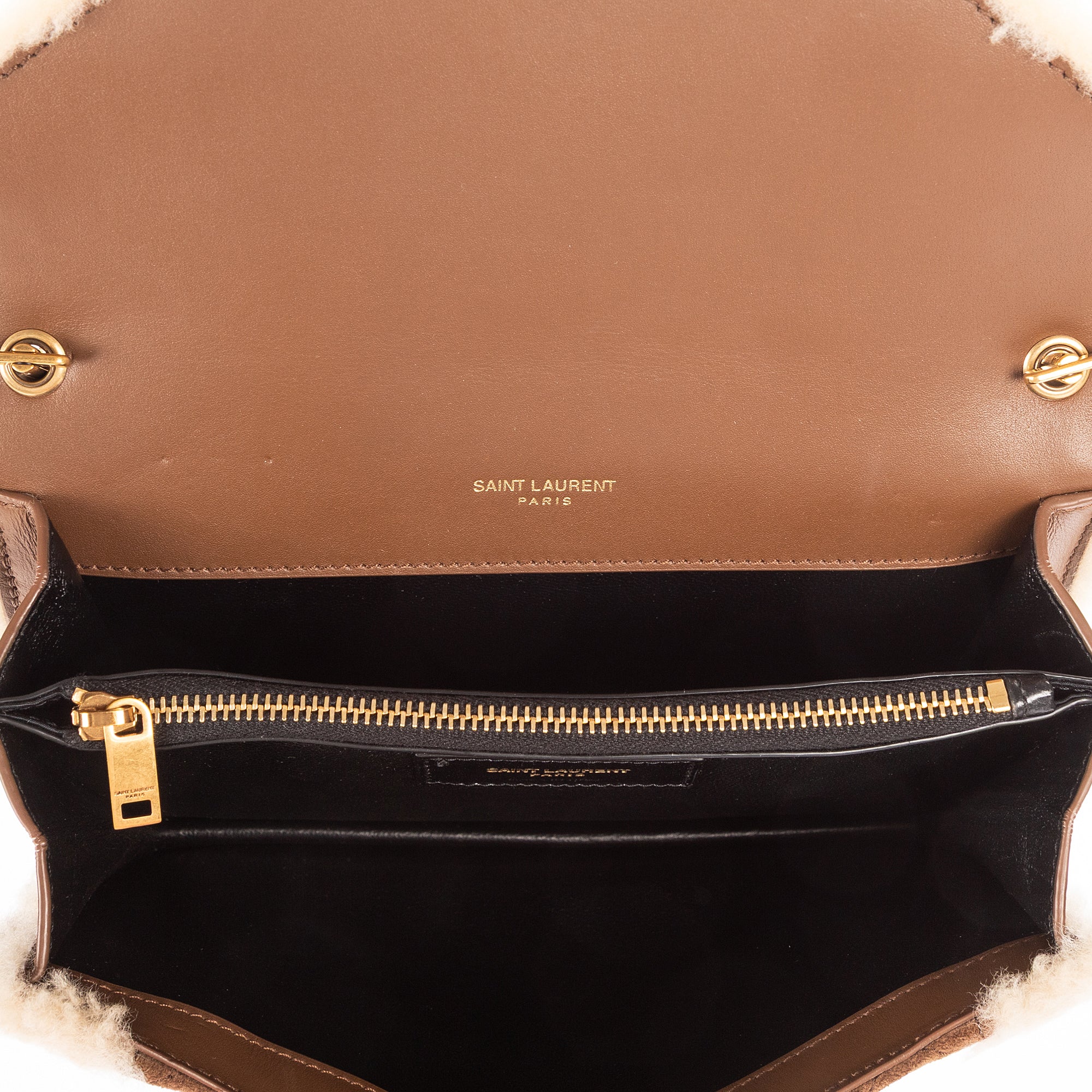 Bolso de hombro de edición limitada rara con solapa de piel de oveja, pochette de ante beige, piel acolchada/lona de piel de oveja.