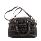 Bolso Panettone Pequeño Boston de Piel de Becerro Negra con Tachuelas