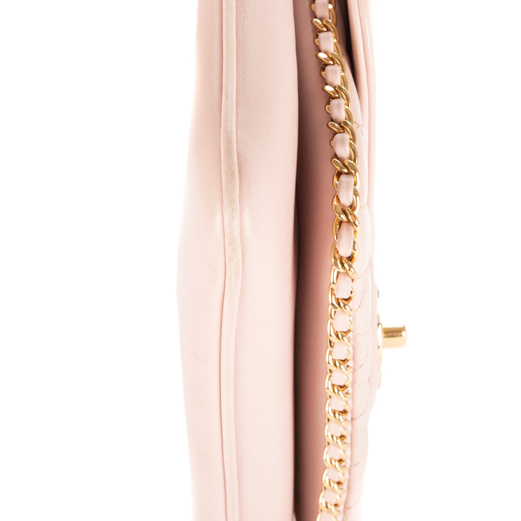 Shoulder Bag Chain Around Flap Crossbody Pink Lambskin Quilted Leather