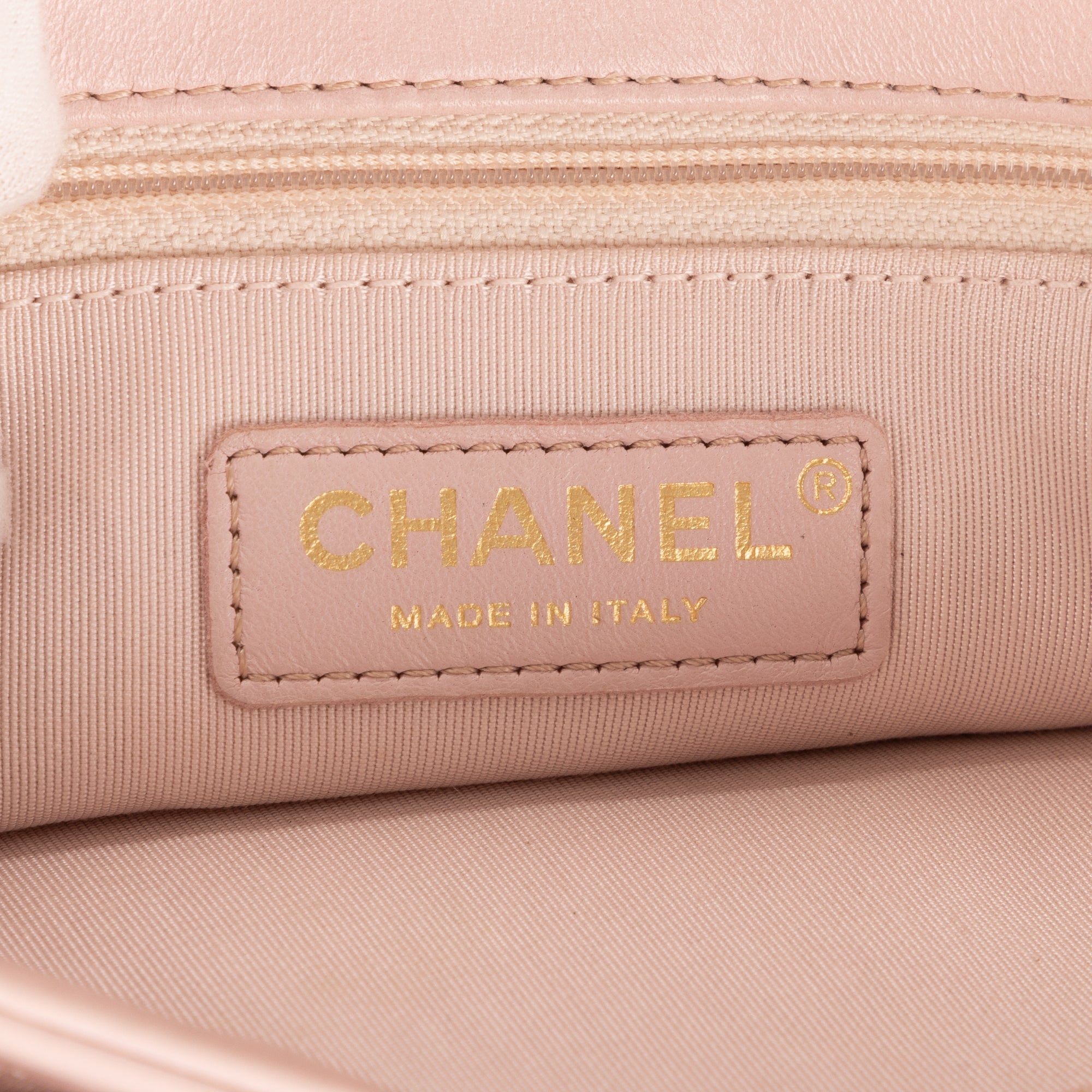 Shoulder Bag Chain Around Flap Crossbody Pink Lambskin Quilted Leather