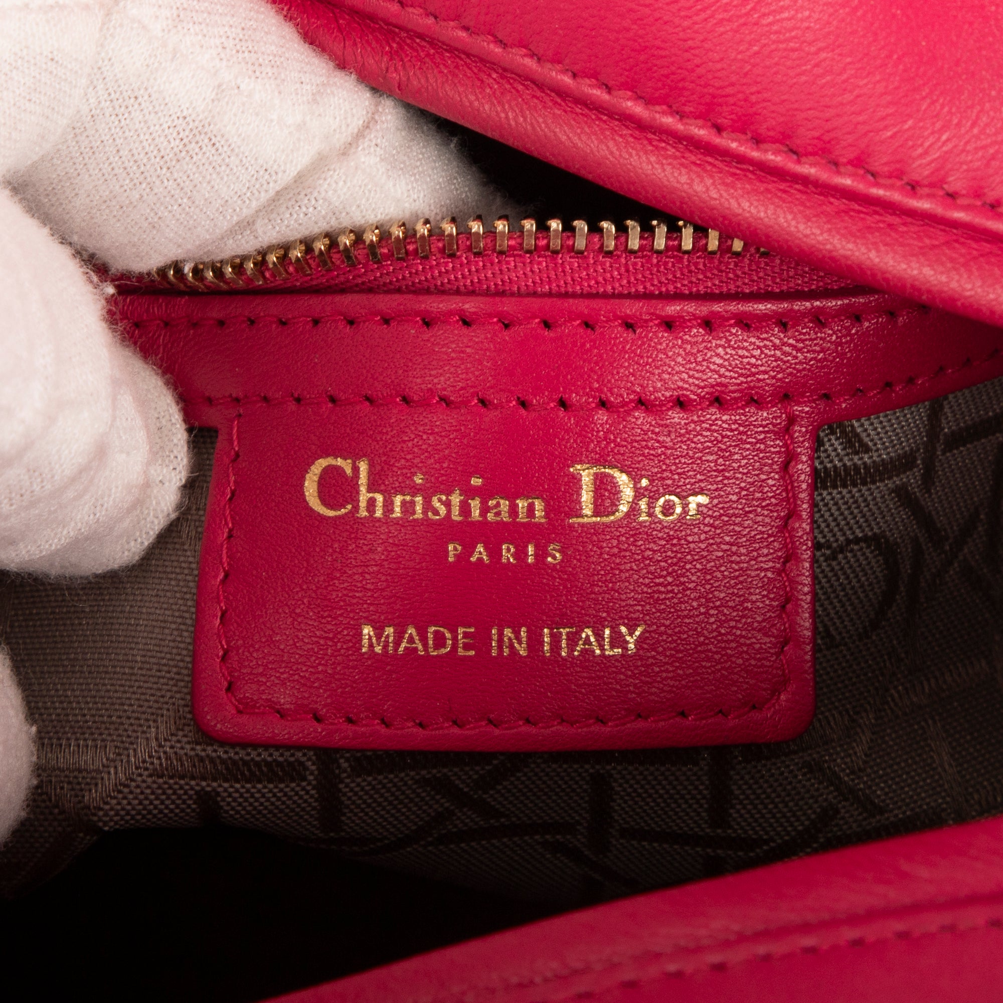 Bolso de mano Lady Dior Grande GM de cuero rosa acolchado con cremallera
