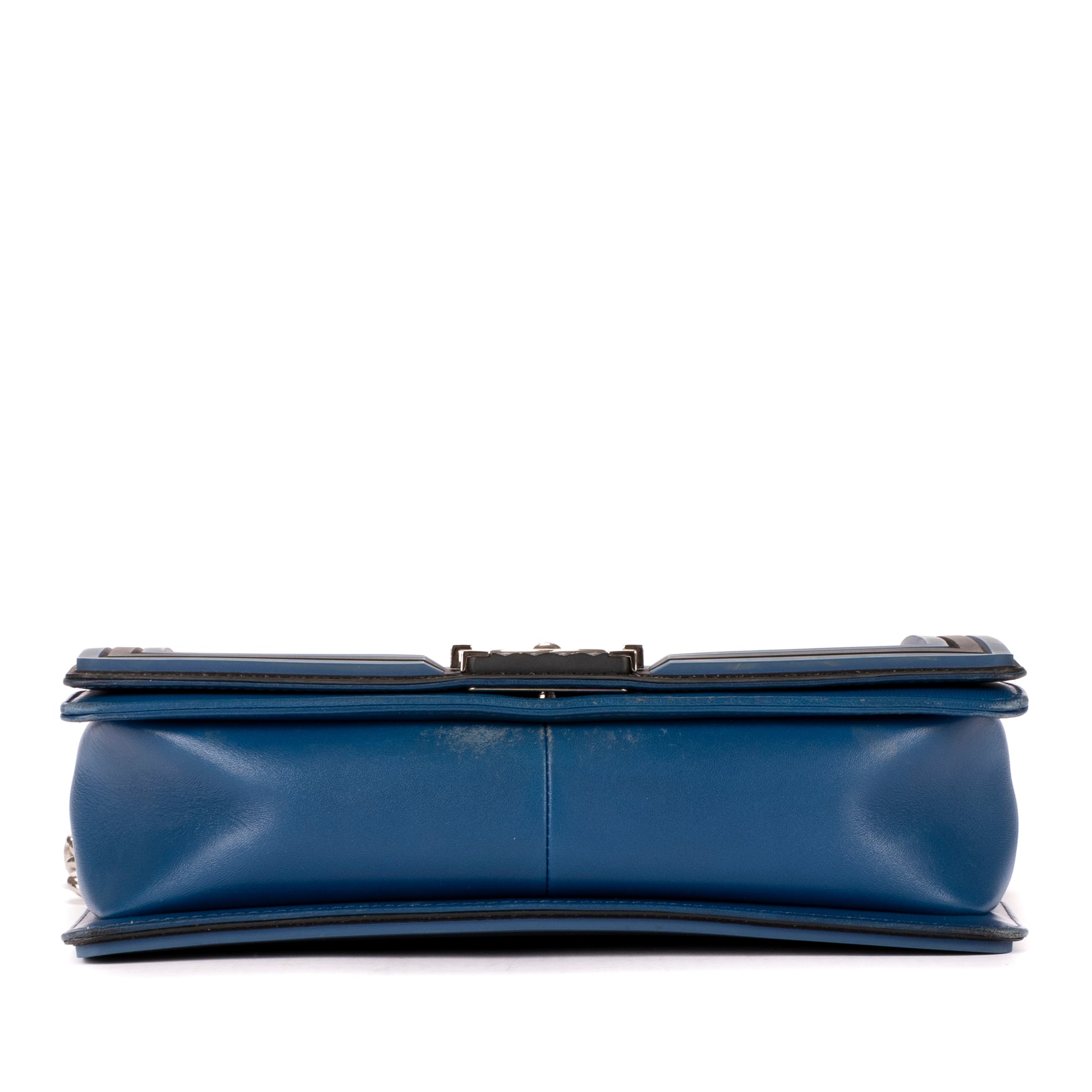 Shoulder Bag Medium Boy Blue Calfskin Quilted Leather with Rubber frame