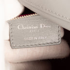 Bolso de hombro mediano Lady Dior con cremallera, piel cannage gris mediano
