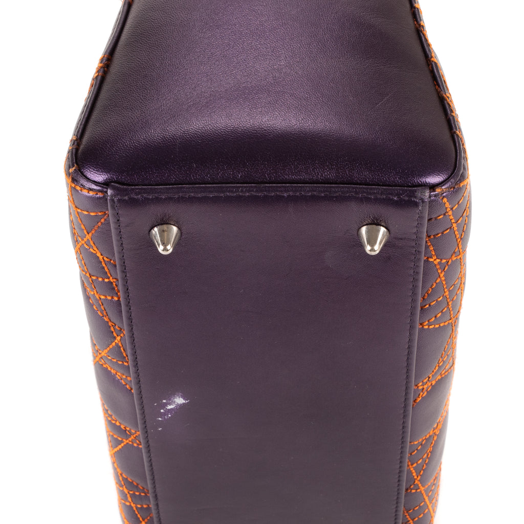 Bolso de hombro mediano Lady Dior con cremallera, piel cannage morada