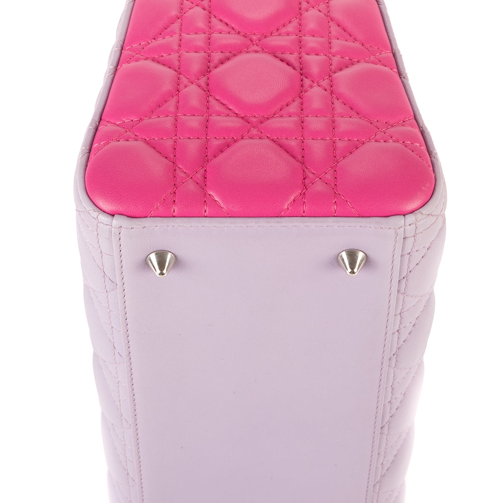 Bolso de hombro mediano Lady Dior con cremallera en piel cannage gris mediano