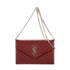 Bandolera Billetera con Cadena Enveloppe de Piel de Becerro Borgoña Acolchada con Diseño Chevron