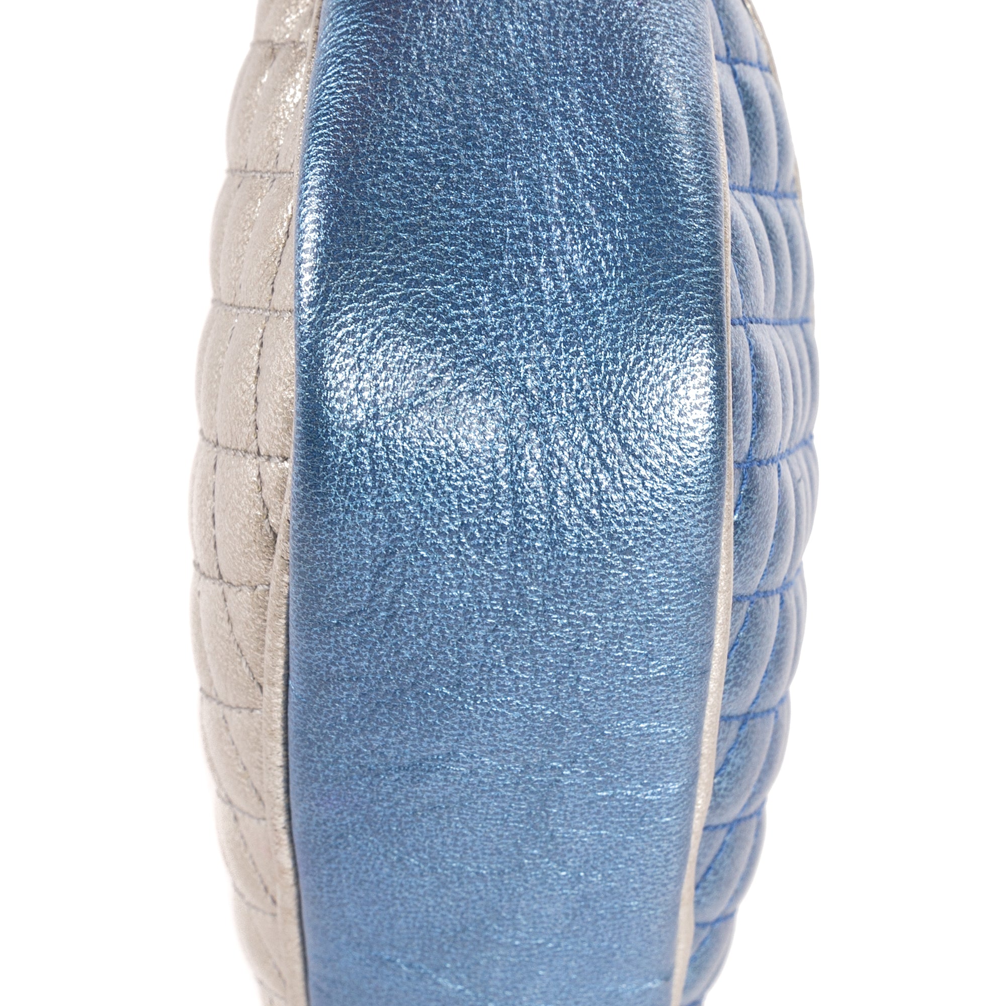 Bolso de hombro Camera acolchado laminado azul de piel acolchada